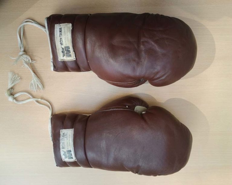 Anciens Gants De Boxe Cuir – Commonwealth UK – Années 30 – Vintage Et Porté